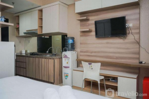 Cozy Stay Studio at Paramount Skyline Apartment By Travelio